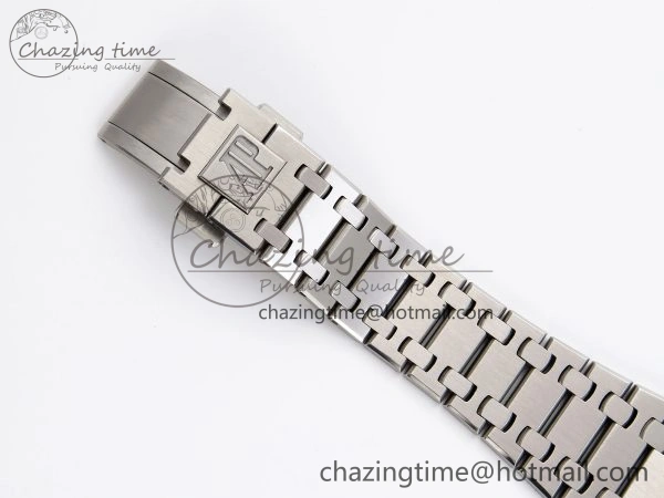 Refined ROYAL OAK 39MM 15202 SS IPF 1:1 BEST EDITION GREEN BLACK DIAL ON SS BRACELET A 4495