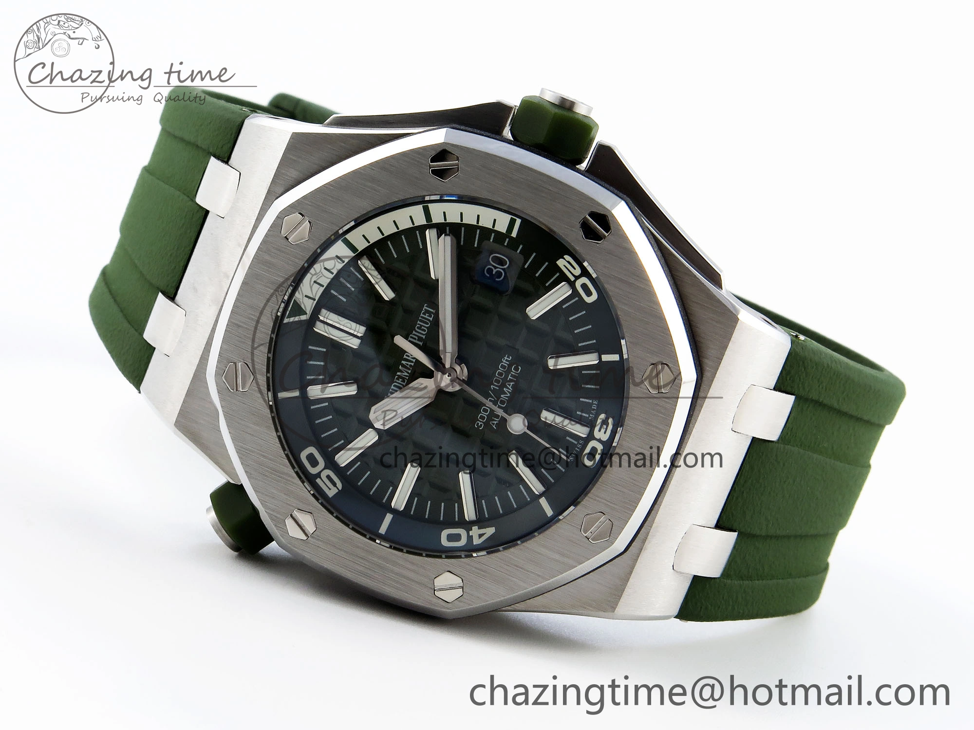 SunProtective ROYAL OAK OFFSHORE DIVER 15710 IPF 1:1 BEST EDITION GREEN DIAL ON GREEN RUBBER STRAP SA3120 SUPER CLONE 4510