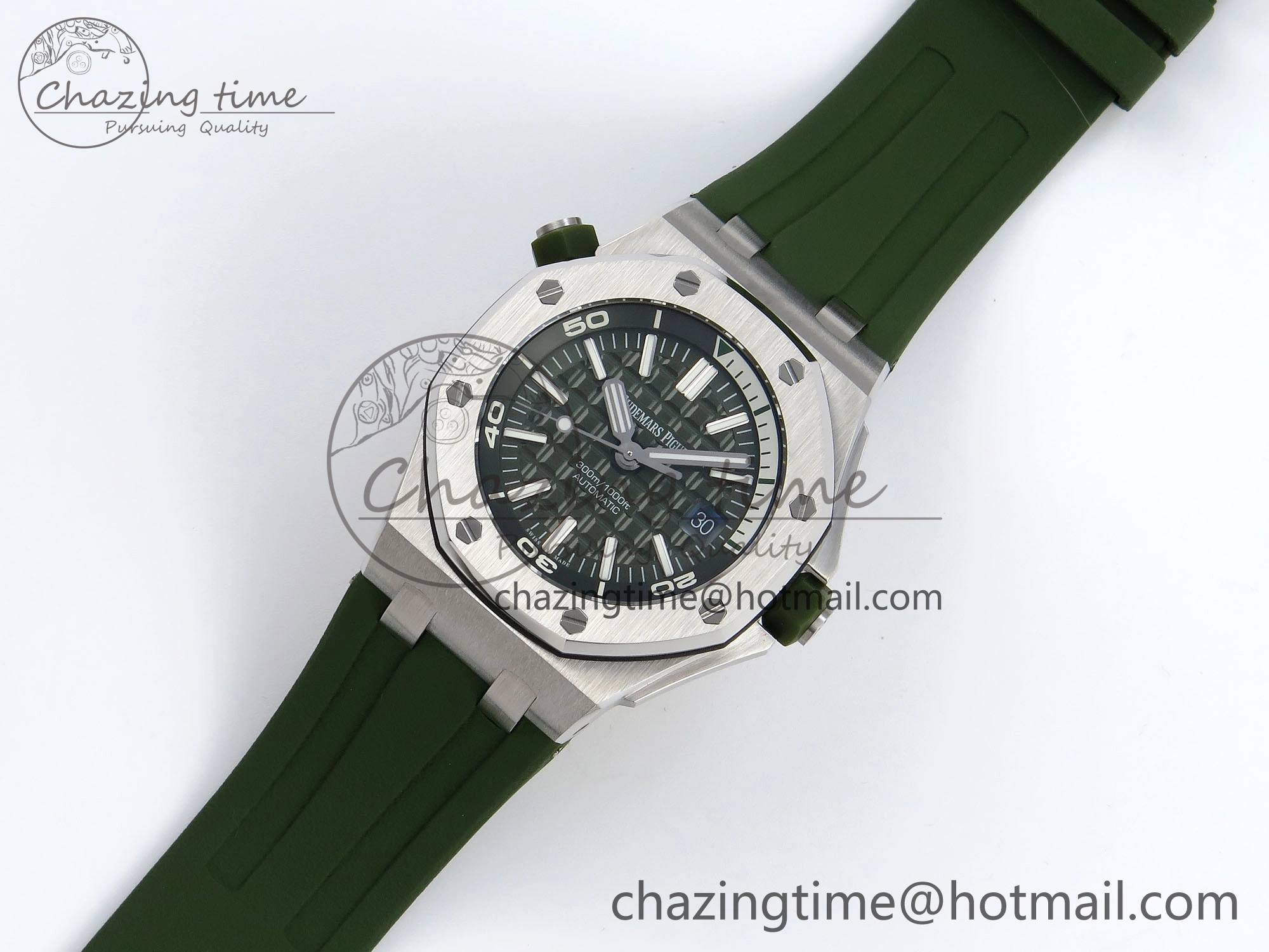 SunProtective ROYAL OAK OFFSHORE DIVER 15710 IPF 1:1 BEST EDITION GREEN DIAL ON GREEN RUBBER STRAP SA3120 SUPER CLONE 4510