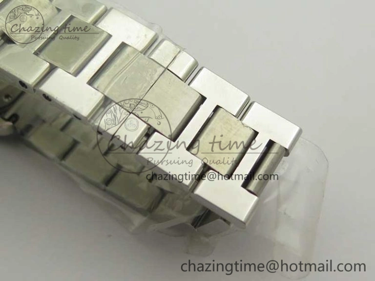 Ronde Solo de Cartier 29.5mm K11 1:1 Best Edition White Dial on SS Bracelet Ronda Quartz StreetReady 10685