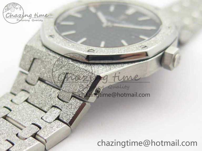 Comfortable Royal Oak 15000 Frosted 33mm OM Best Edition Black Dial On SS Bracelet Quartz 10740