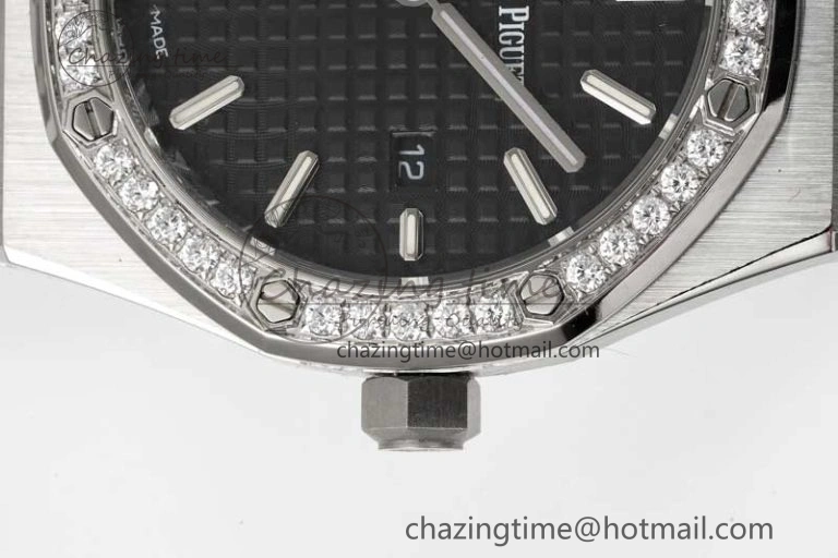 Thermal Royal Oak 33mm Ladies SS 8F Best Edition Black Dial Diamonds Bezel on SS Bracelet Quartz 10251