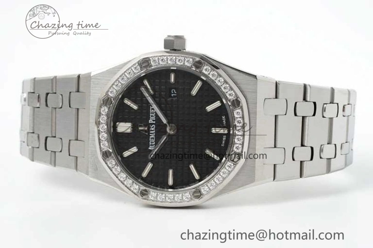 Thermal Royal Oak 33mm Ladies SS 8F Best Edition Black Dial Diamonds Bezel on SS Bracelet Quartz 10251