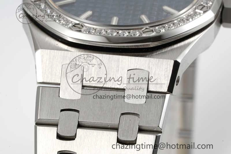 Royal Oak 33mm Ladies SS 8F Best Edition Blue Dial Diamonds Bezel on SS Bracelet Quartz Durable 4782