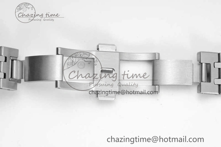 Royal Oak 33mm Ladies SS 8F Best Edition Blue Dial on SS Bracelet Quartz BestValue 4785