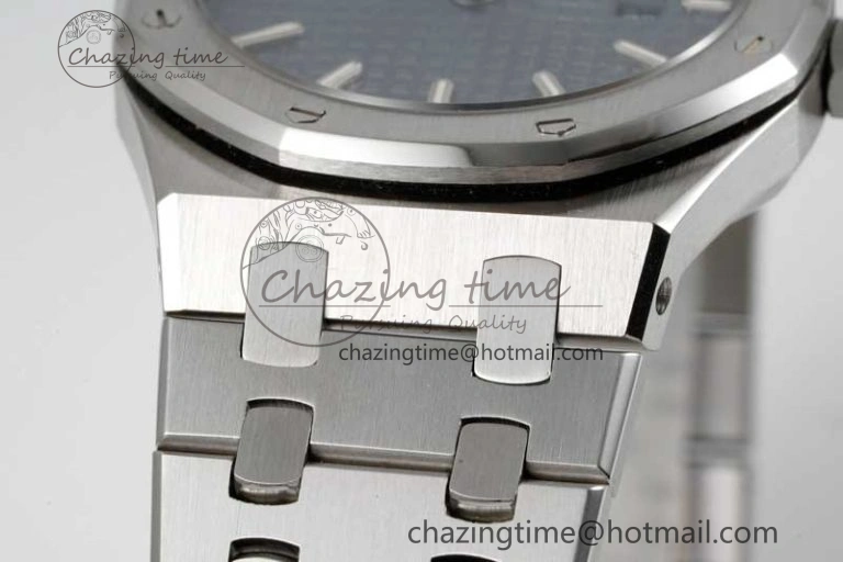 Royal Oak 33mm Ladies SS 8F Best Edition Blue Dial on SS Bracelet Quartz BestValue 4785