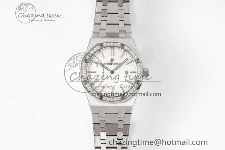 Modern Royal Oak 33mm Ladies SS 8F Best Edition White Dial Diamonds Bezel on SS Bracelet Quartz 4784