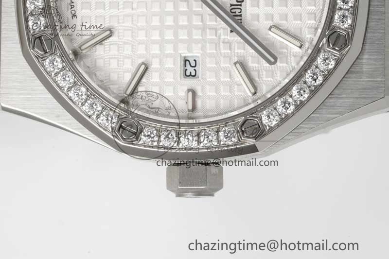 Modern Royal Oak 33mm Ladies SS 8F Best Edition White Dial Diamonds Bezel on SS Bracelet Quartz 4784