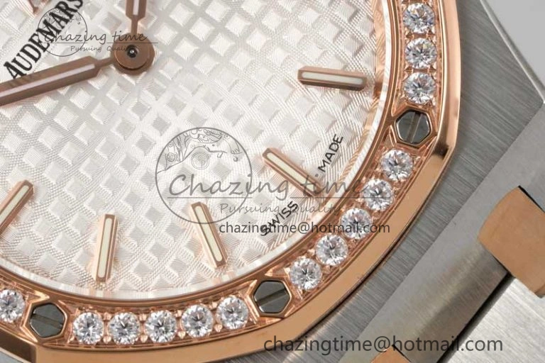 OdorResistant Royal Oak 33mm Ladies SS RG 8F Best Edition White Dial Diamonds Bezel on SS RG Bracelet Quartz 4781