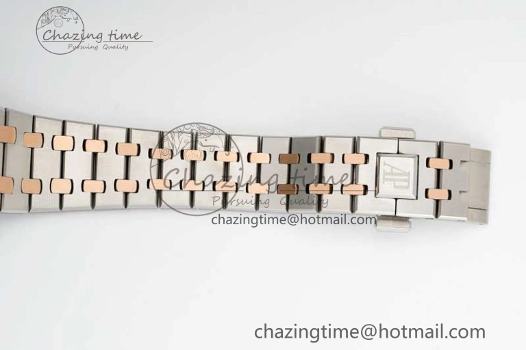 Royal Oak 33mm Ladies SS RG 8F Best Edition White Dial on SS RG Bracelet Quartz Casual 10245