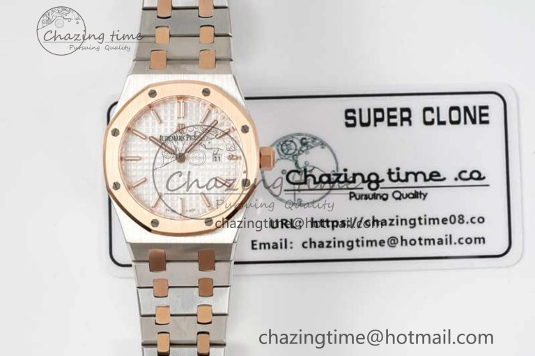 Royal Oak 33mm Ladies SS RG 8F Best Edition White Dial on SS RG Bracelet Quartz Casual 10245