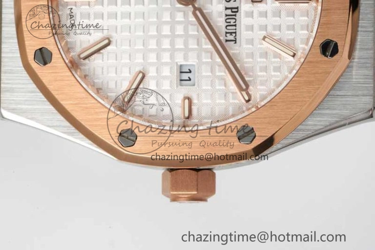 Royal Oak 33mm Ladies SS RG 8F Best Edition White Dial on SS RG Bracelet Quartz Casual 10245