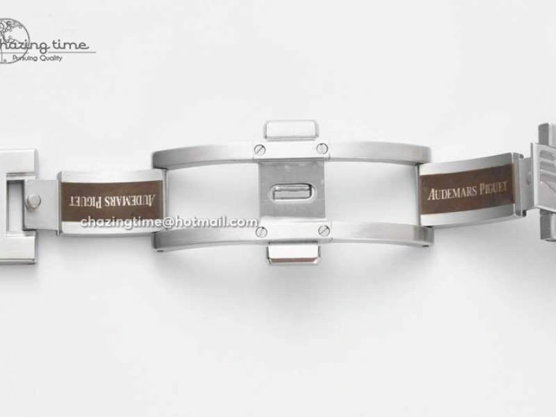 Royal Oak 39mm 15202 SS BF 1:1 Best Edition White Textured Dial on SS Bracelet A RelaxedFit 4578