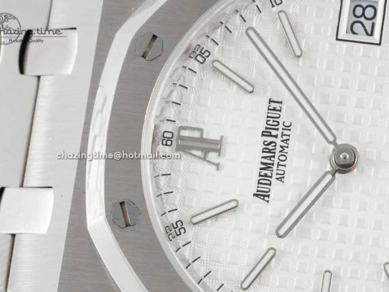 Royal Oak 39mm 15202 SS BF 1:1 Best Edition White Textured Dial on SS Bracelet A RelaxedFit 4578