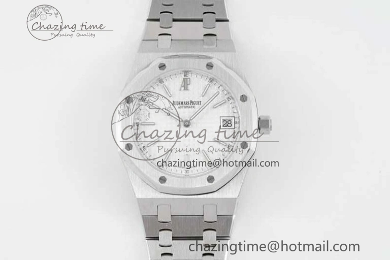 Royal Oak 39mm 15202 SS BF 1:1 Best Edition White Textured Dial on SS Bracelet A RelaxedFit 4578