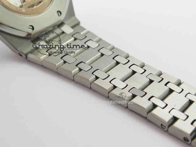 Royal Oak 39mm 15202 SS Blue Dial On SS Bracelet MIYOTA Sophisticated 5010
