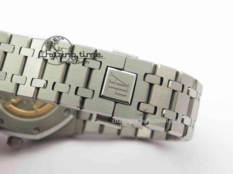 Royal Oak 39mm 15202 SS Blue Dial On SS Bracelet MIYOTA Sophisticated 5010