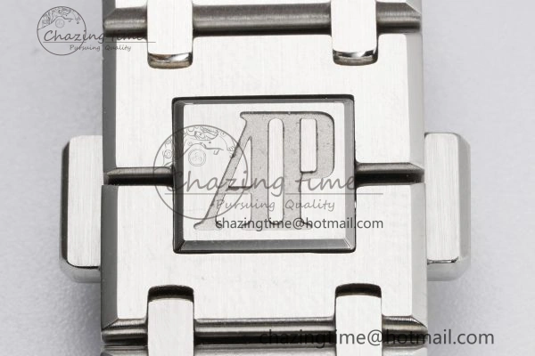 Refined Royal Oak 39mm 15202 SS JJF 1:1 Best Edition Blue Textured Dial on SS Bracelet A 4632
