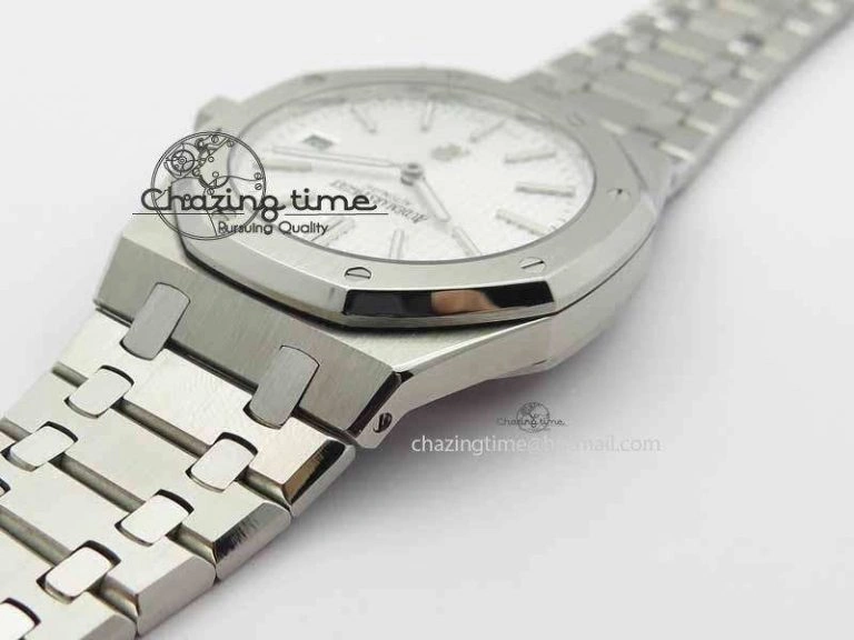 Royal Oak 39mm 15202 SS White Dial On SS Bracelet MIYOTA OdorResistant 5011