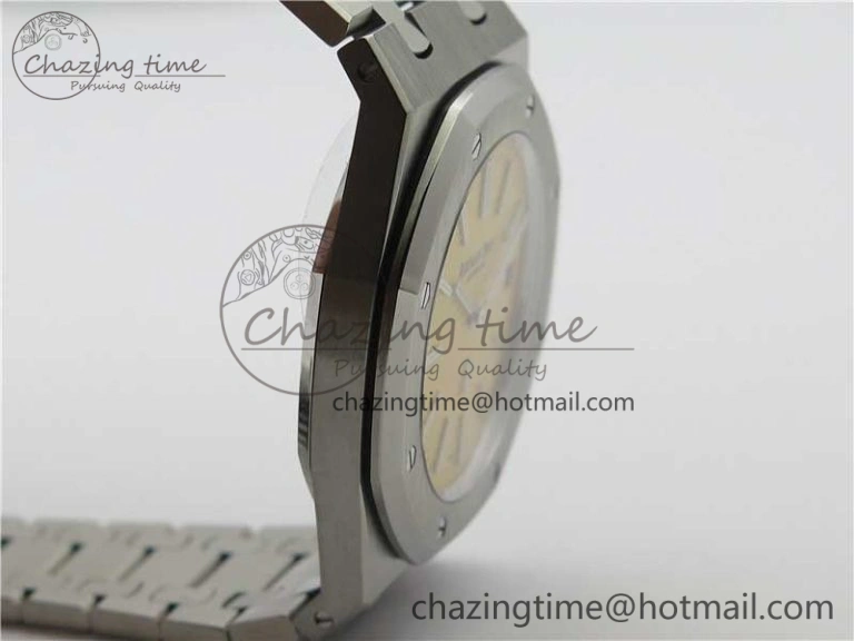 Sophisticated Royal Oak 39mm 15202BC SS XF 1:1 Best Edition Yellow Textured Dial on SS Bracelet A 4848