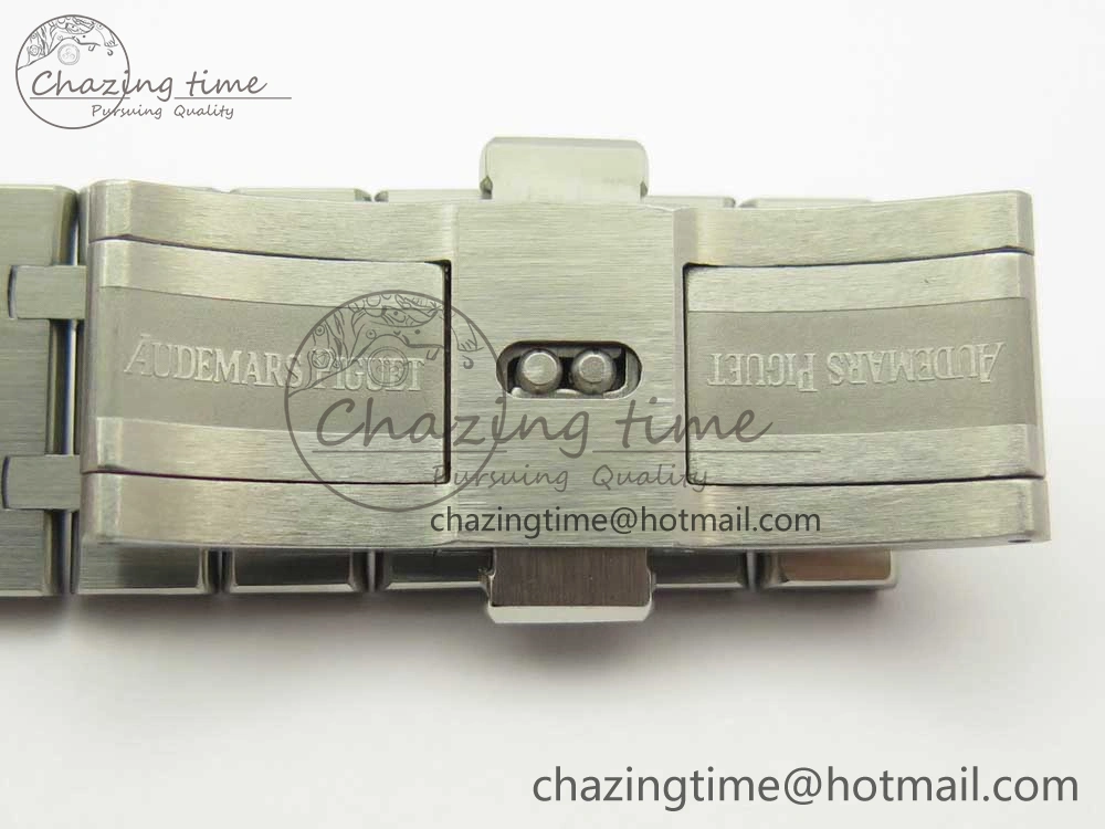 UrbanChic Royal Oak 41mm 15400 SS JF 1:1 Best Edition White Textured Dial on SS Bracelet A3120 V 4892
