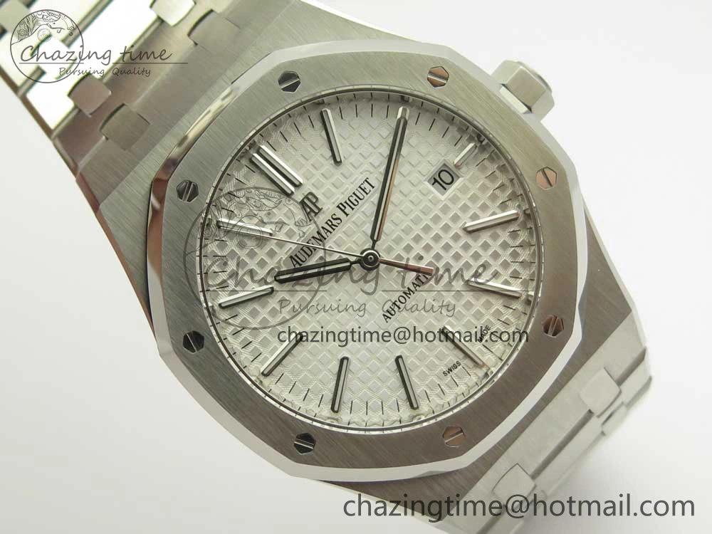 UrbanChic Royal Oak 41mm 15400 SS JF 1:1 Best Edition White Textured Dial on SS Bracelet A3120 V 4892