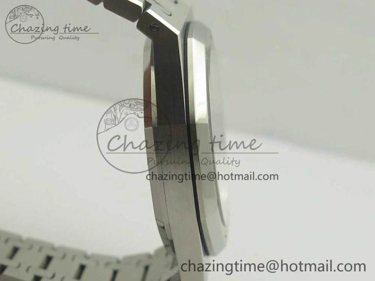 Timeless Royal Oak 41mm 15400 SS OMF 1:1 Best Edition White Dial on SS Bracelet A 4906