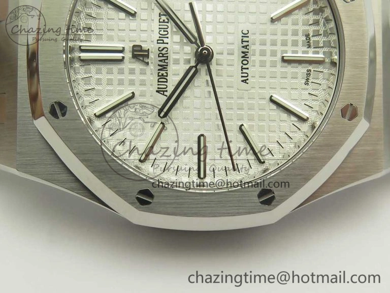 Timeless Royal Oak 41mm 15400 SS OMF 1:1 Best Edition White Dial on SS Bracelet A 4906