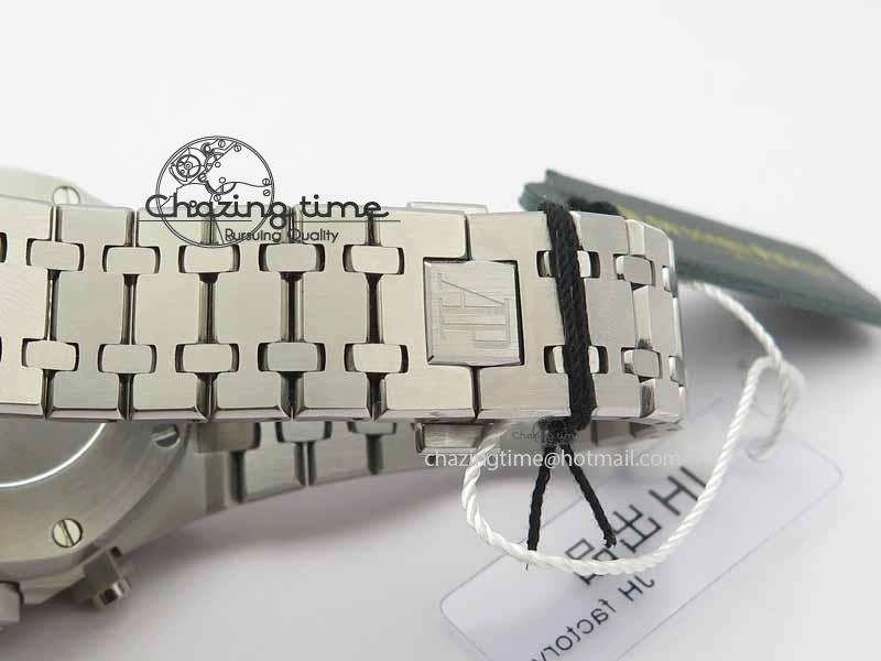 Royal Oak 41mm 26331 Chrono SS Gray Textured Dial Blue Subdial On SS Bracelet A UrbanStyle 5001