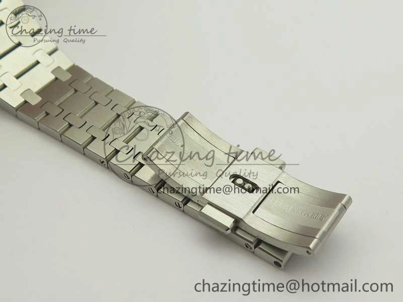 Royal Oak Chrono 26331ST SS OMF 1:1 Best Edition Black White Dial on SS Bracelet A Lightweight 4927