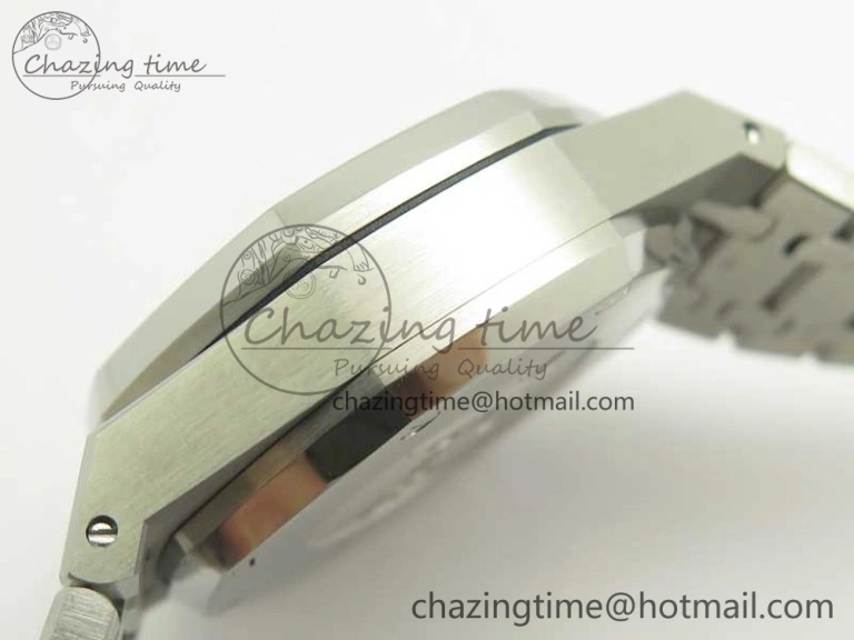 Royal Oak Chrono 26331ST SS OMF 1:1 Best Edition Blue White Dial on SS Bracelet A TimelessDesign 4922