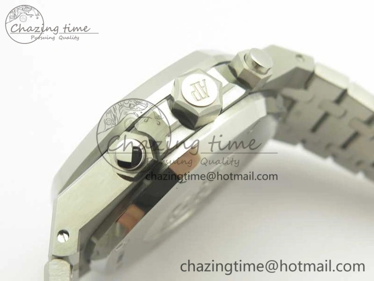 Royal Oak Chrono 26331ST SS OMF 1:1 Best Edition Blue White Dial on SS Bracelet A TimelessDesign 4922