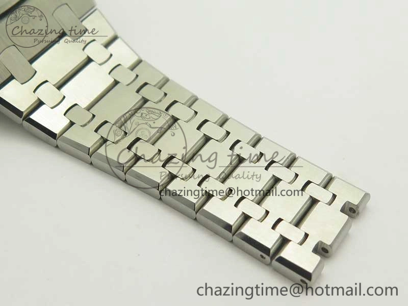Royal Oak Chrono 26331ST SS OMF 1:1 Best Edition Blue White Dial on SS Bracelet A TimelessDesign 4922