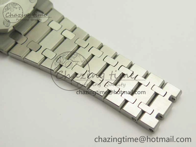 Royal Oak Chrono 26331ST SS OMF 1:1 Best Edition Blue White Dial on SS Bracelet A TimelessDesign 4922