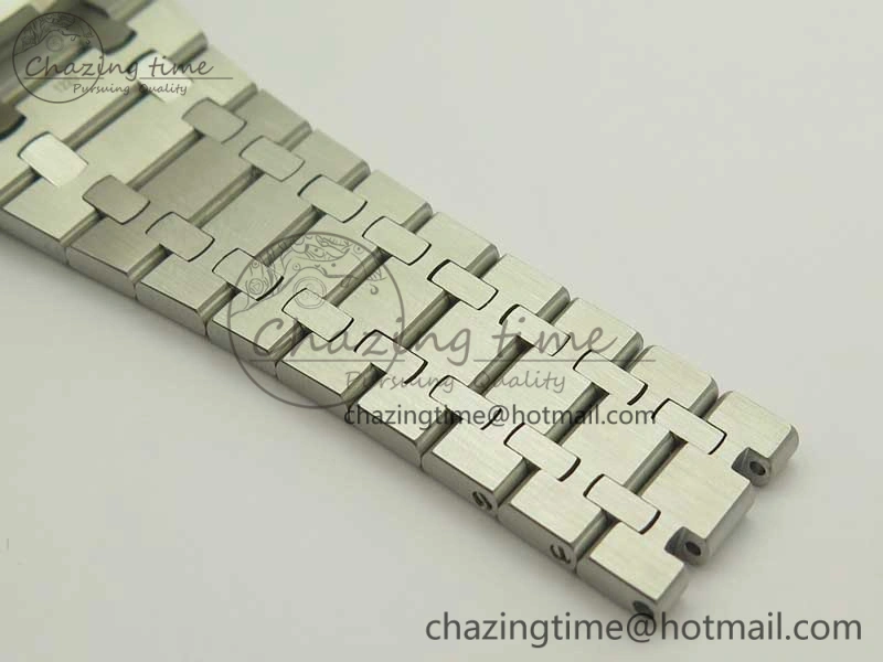 Royal Oak Chrono 26331ST SS OMF 1:1 Best Edition Blue White Dial on SS Bracelet A Durable 4912