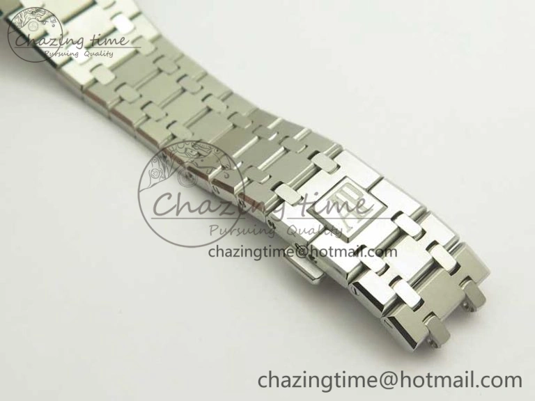 Royal Oak Chrono 26331ST SS OMF 1:1 Best Edition Blue White Dial on SS Bracelet A TimelessDesign 4922