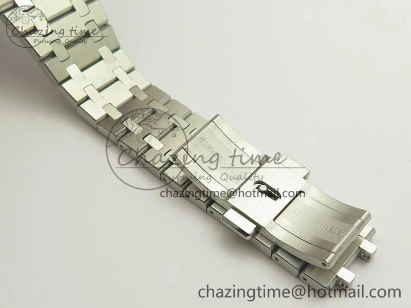 Royal Oak Chrono 26331ST SS OMF 1:1 Best Edition Blue White Dial on SS Bracelet A TimelessDesign 4922