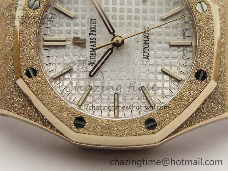 FreshLook Royal Oak Jumbo 15454 RG Frosted 37mm JHF Best Edition White Dial On RG Bracelet A 4978