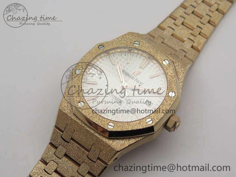 FreshLook Royal Oak Jumbo 15454 RG Frosted 37mm JHF Best Edition White Dial On RG Bracelet A 4978