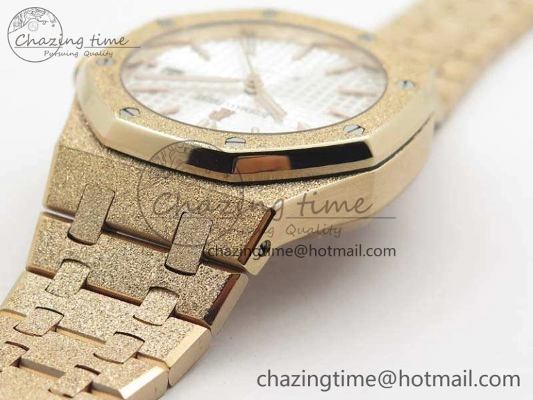 FreshLook Royal Oak Jumbo 15454 RG Frosted 37mm JHF Best Edition White Dial On RG Bracelet A 4978