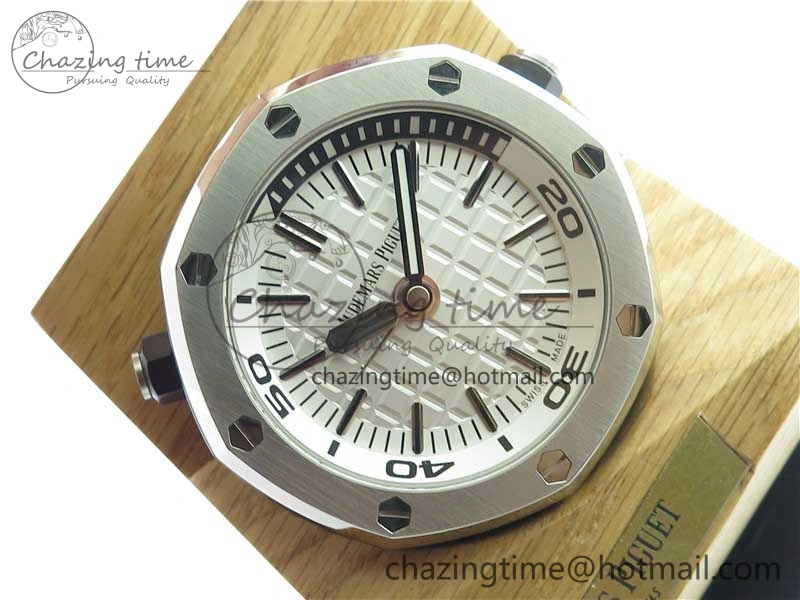 Royal Oak Offshore 15710 TZF 1:1 Best Edition Desk Clock WrinkleFree 4829