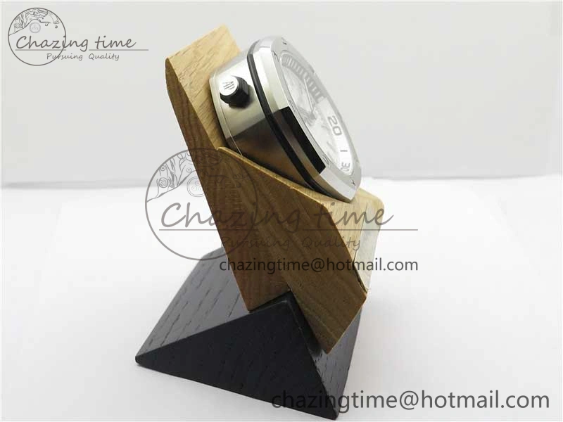 Royal Oak Offshore 15710 TZF 1:1 Best Edition Desk Clock WrinkleFree 4829