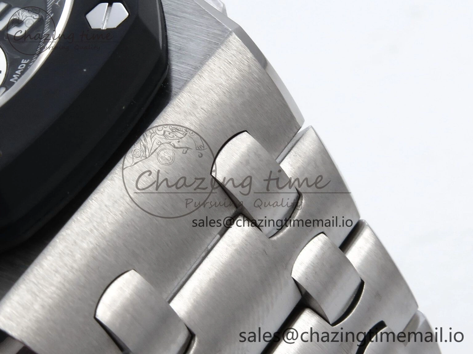 SoftTouch Royal Oak Offshore 42mm Rubberclad SS TKF Best Edition Black White Dial on SS Bracelet A 4351