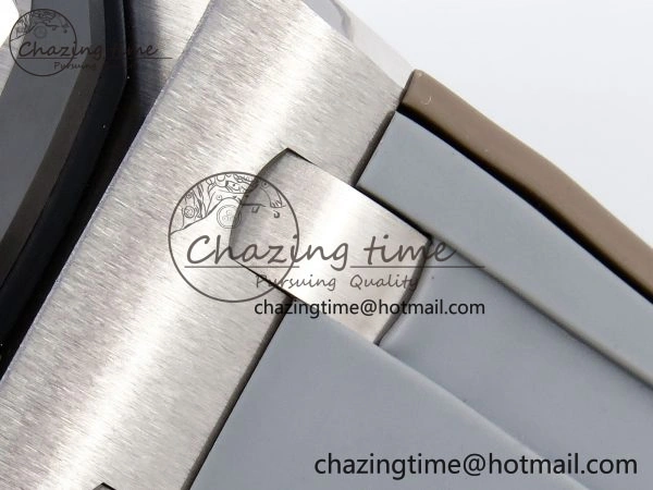 Royal Oak Offshore 42mm SS APF 1:1 Best Edition Brown Dial Ceramic Bezel on Gray Rubber Strap A RelaxedFit 4528