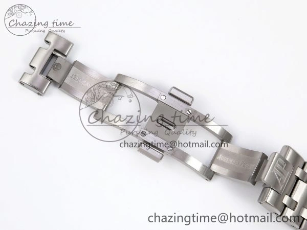 Royal Oak Offshore 42mm SS APF 1:1 Best Edition Grey Dial on SS Bracelet A Sporty 4455