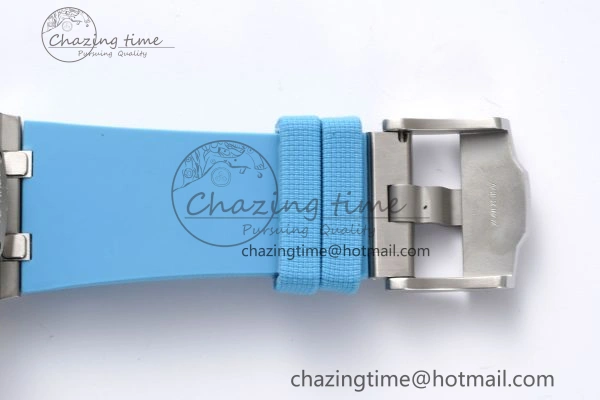Stylish Royal Oak Offshore 42mm SS APF 1:1 Best Edition Light Blue Dial on Light Blue Rubber Strap A 4625