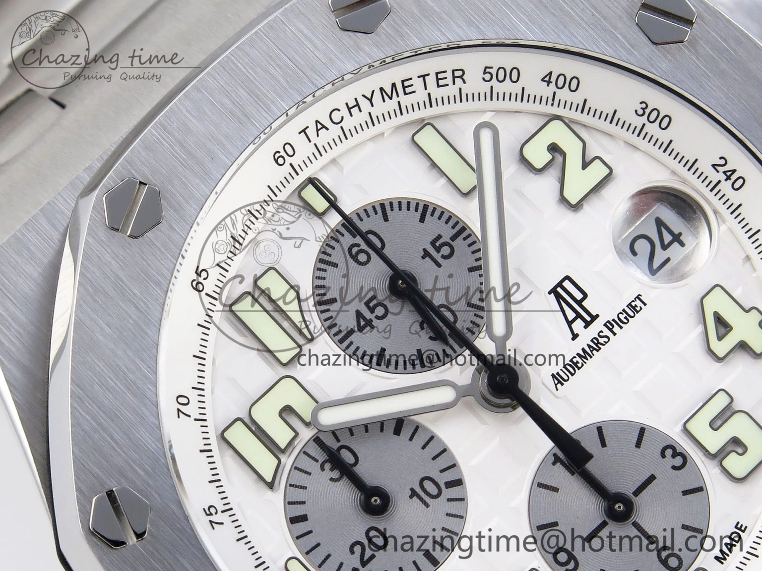 Neat Royal Oak Offshore 42mm SS APF 1:1 Best Edition White Silver Dial on SS Bracelet Strap A 4539