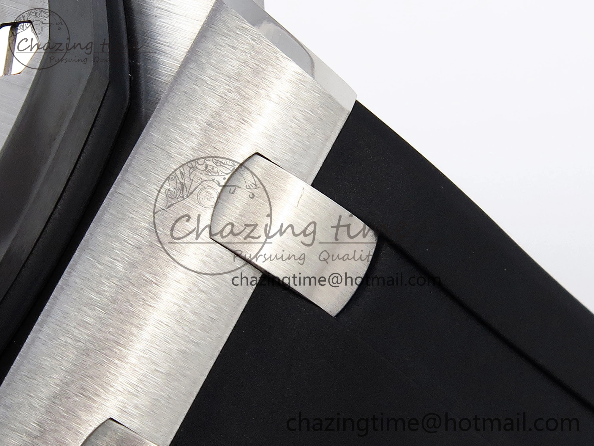 FlexibleFit Royal Oak Offshore 42mm SS Black Ceramic Bezel APF 1:1 Best Edition White Silver Dial on Black Rubber Strap A 4540