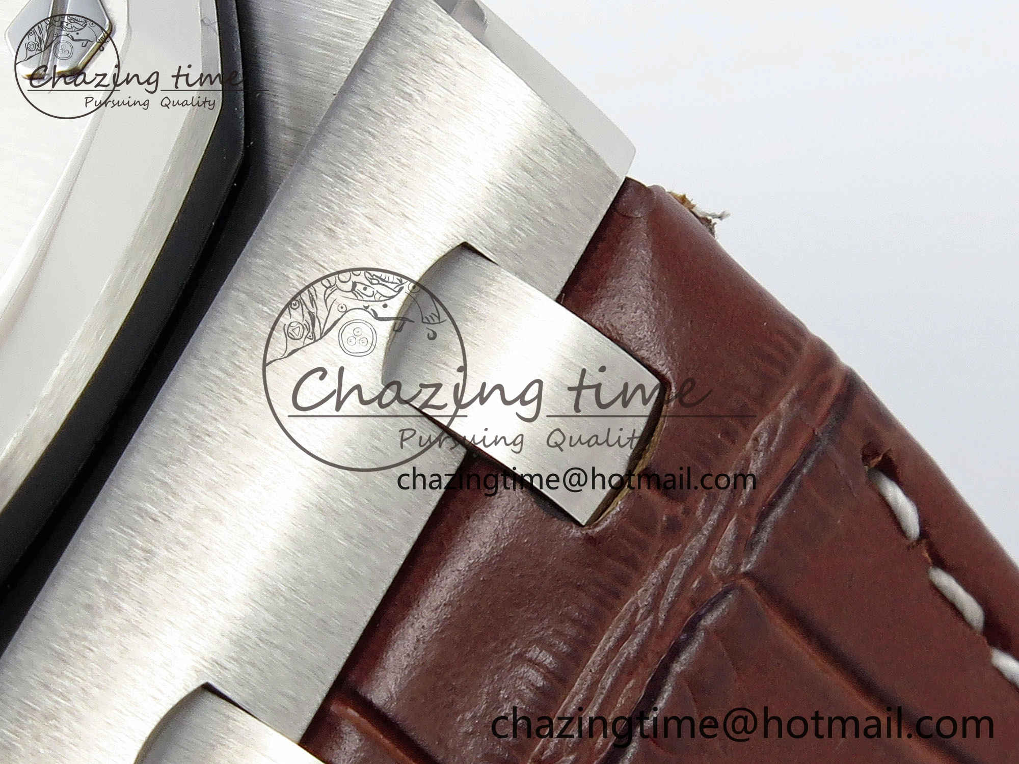 TechFriendly Royal Oak Offshore 42mm Safari SS APF 1:1 Best Edition White Dial on Brown Leather Strap A 4527