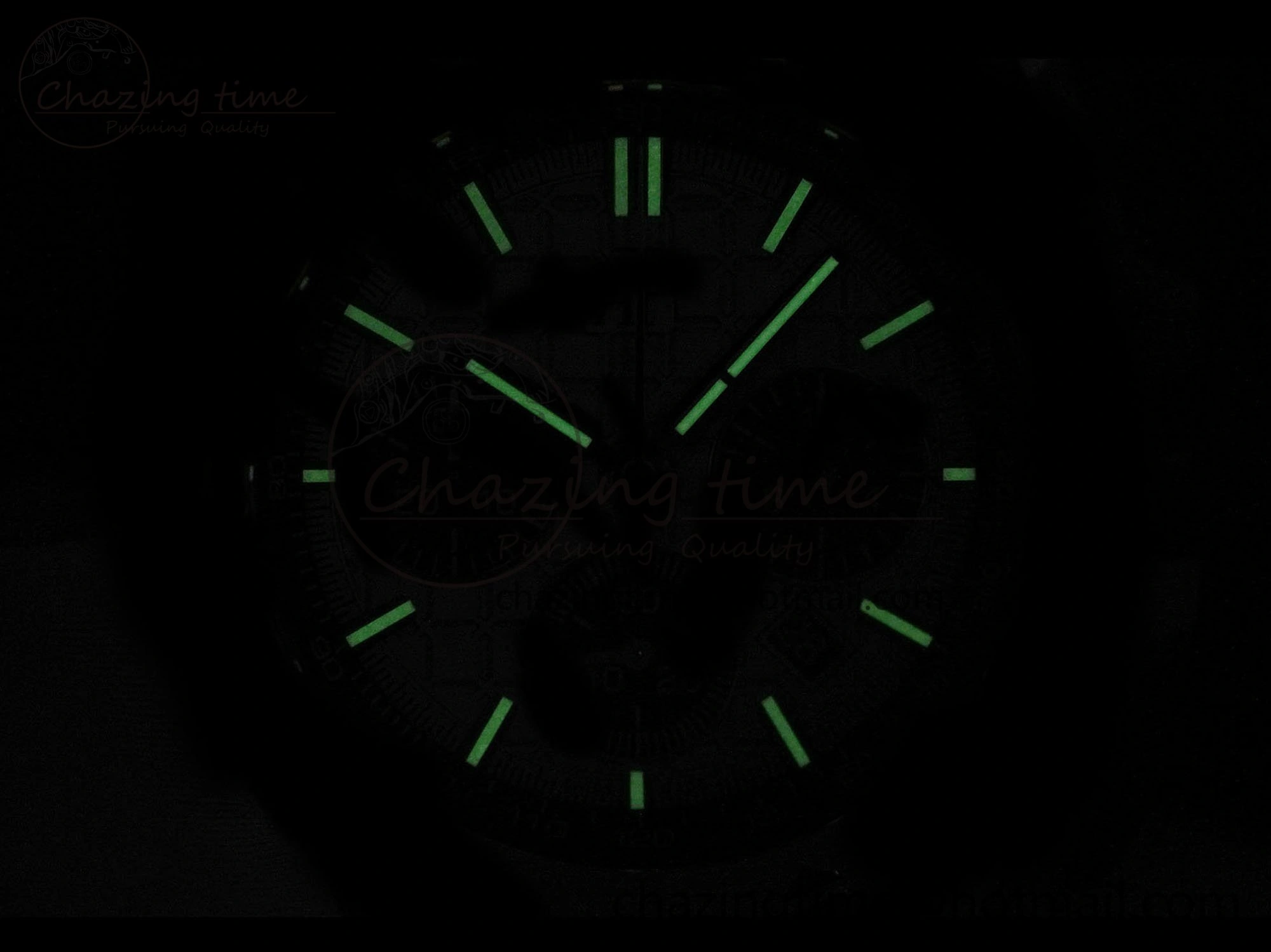 Royal Oak Offshore 43mm RG APF Best Edition Silver Dial on Black Rubber Strap A WellDesigned 4437